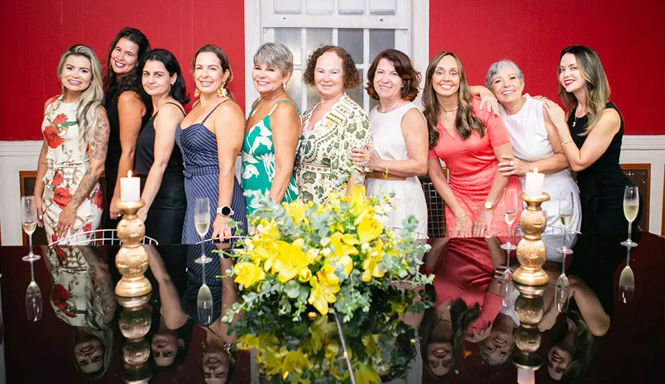 adepol-mg-faz-um-tributo-a-trajetoria-e-a-forca-de-todas-as-mulheres